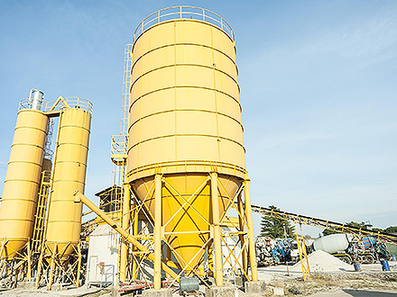 2012年我国玻璃幕墙产量占世界产量统计情况分析